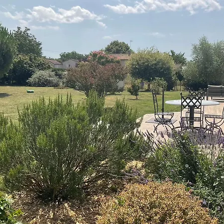 L Ecrin D Anabelle Bed and Breakfast *